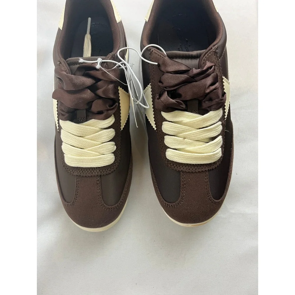 Universal Thread Womens Brown Cream Retro Jogger Sneakers Size 6 NEW